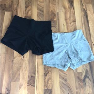 Old Navy Active Maternity Shorts